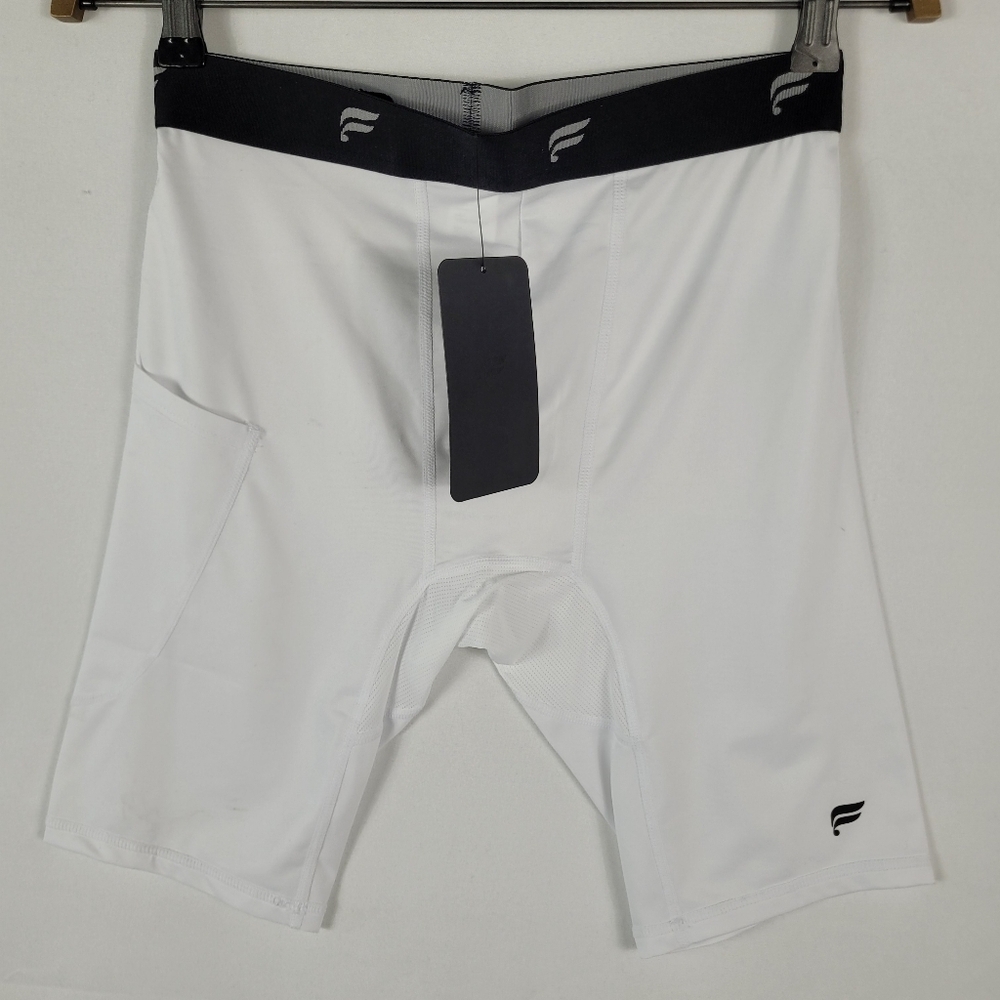 Fabletics Men's The Base Layer Short White Size Small New With Tags NWT $40